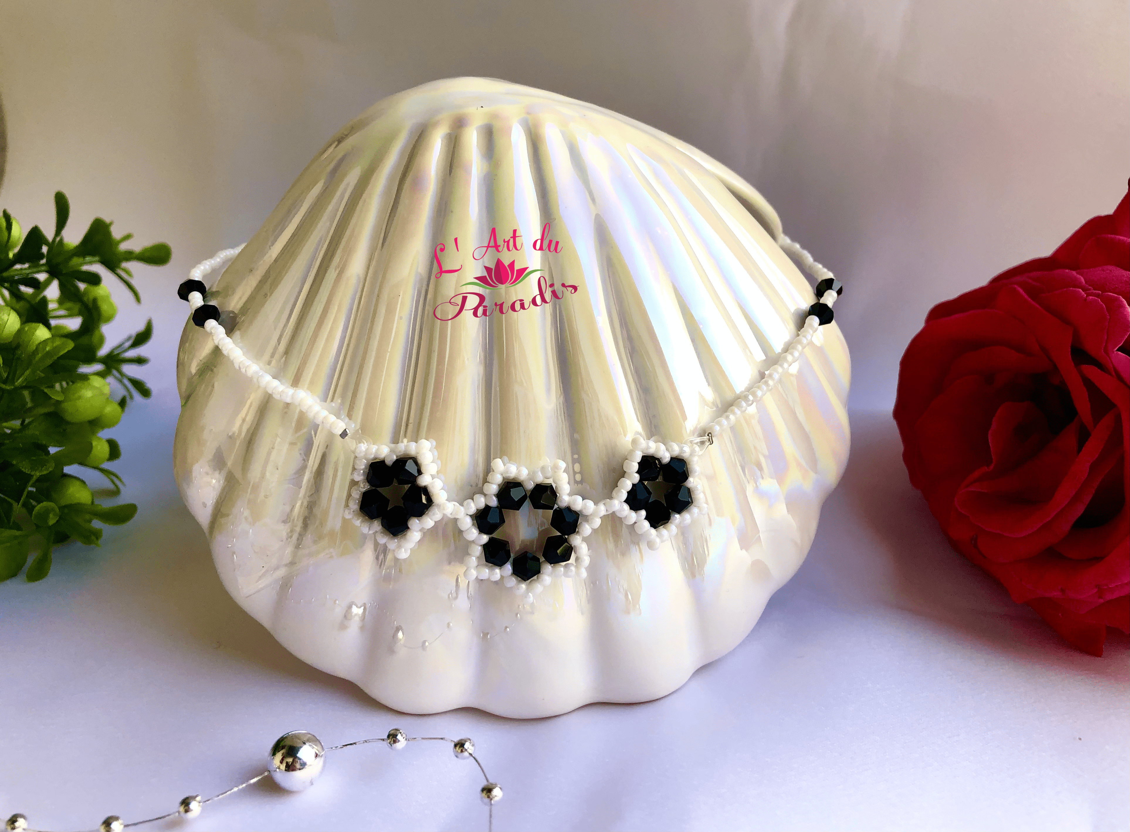 lart_colier_ancient_elegance-min lart_colier_ancient_elegance